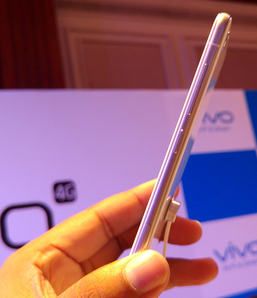 Vivo X5pro Side