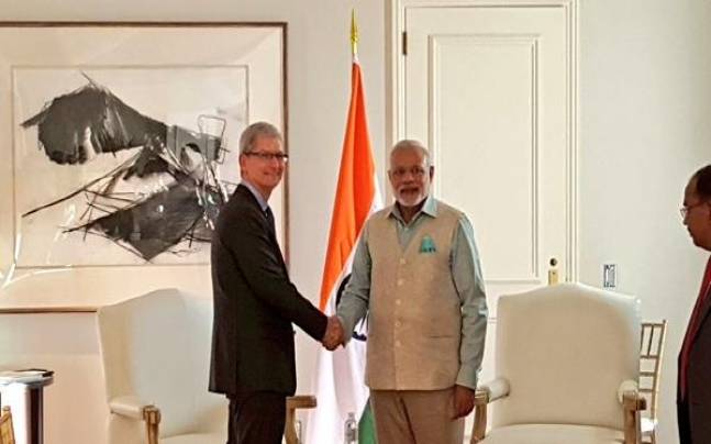 Modi Tim Cook