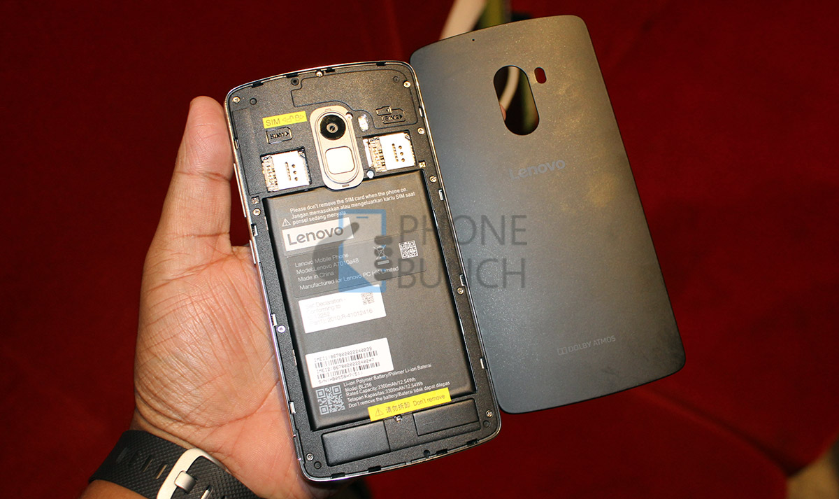 Lenovo K4 Note Backcover Open