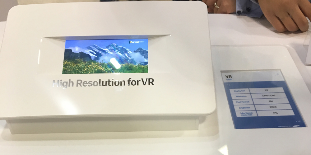 Samsung 4K VR Display