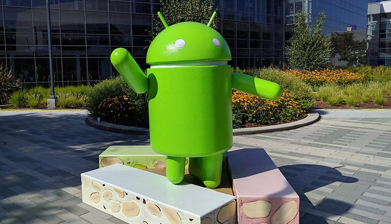 Android Nougat Statue